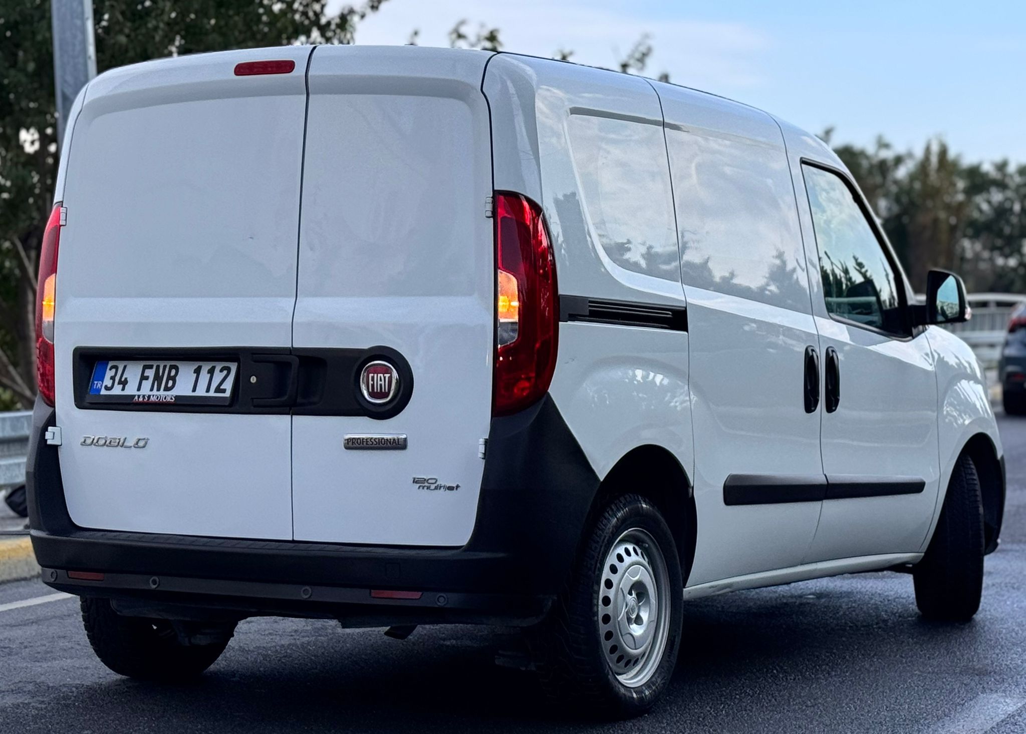 2022 MODEL FIAT DOBLO 1.6 MULTIJET 120 PS 144.BİN.KM.DE BAKIMLI....ELD
